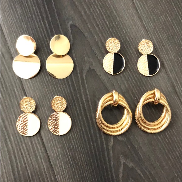 naked wardrobe Jewelry - Set of new trendy gold earrings